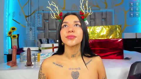 Snapshot of leiawong chatting on December 18, 9:47 am Leia online show from December 18, 9:47 am