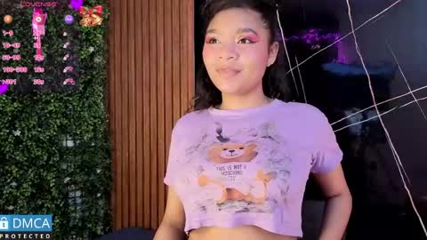 Snapshot of leidy_morales_ chatting on May 4, 11:06 am Leidy online show from May 4, 11:06 am