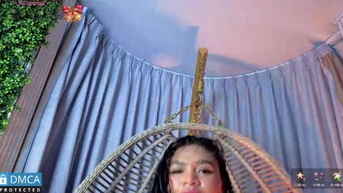 Snapshot of leidy_morales_ chatting on June 3, 11:02 am Leidy online show from June 3, 11:02 am