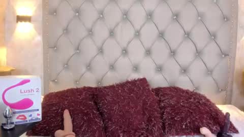 LEIGH ANGELS online show from February 20, 12:19 am