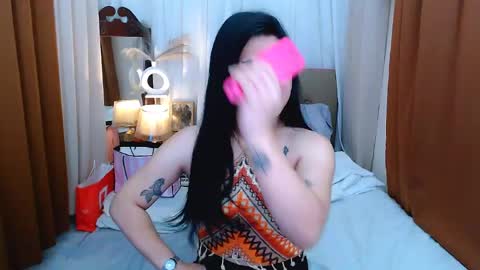 Snapshot of leighcortesi chatting on May 4, 2:02 pm Cailey online show from May 4, 2:02 pm