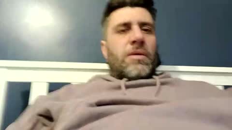 leightimmins001 online show from March 6, 3:08 pm