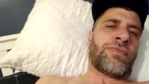 leightimmins001 online show from March 15, 10:38 pm