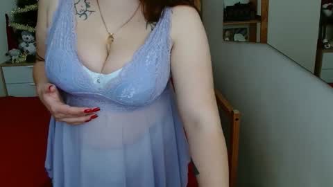 Leila online show from December 22, 3:33 pm