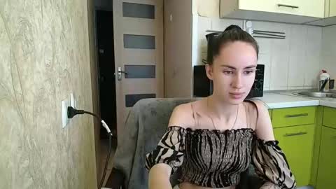 Snapshot of leila_monaco chatting on September 20, 10:16 am Leila online show from September 20, 10:16 am