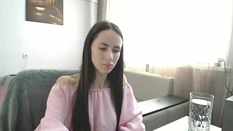 Snapshot of leila_monaco chatting on September 22, 11:12 am Leila online show from September 22, 11:12 am