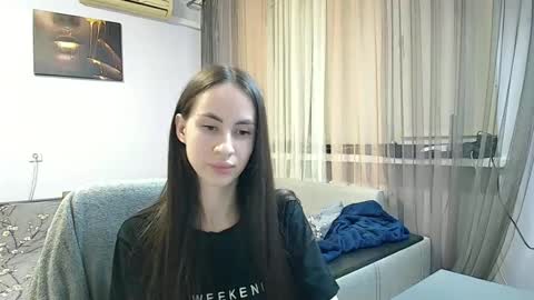 Snapshot of leila_monaco chatting on October 12, 4:39 pm Leila online show from October 12, 4:39 pm