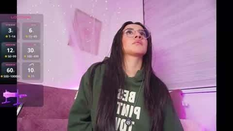 Leila online show from November 2, 10:39 am