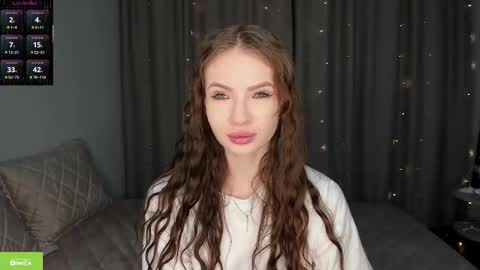 Snapshot of leiladream chatting on January 13, 5:24 am leiladream online show from January 13, 5:24 am