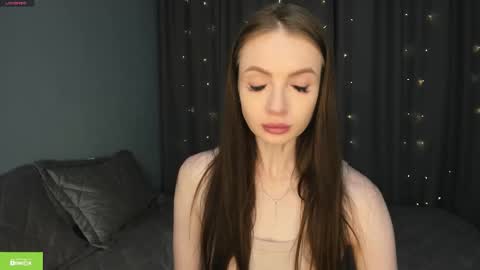 Snapshot of leiladream chatting on February 1, 4:22 am leiladream online show from February 1, 4:22 am