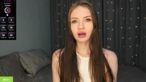 Snapshot of leiladream chatting on February 3, 5:27 am leiladream online show from February 3, 5:27 am