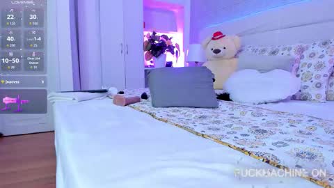   online show from January 9, 10:00 pm