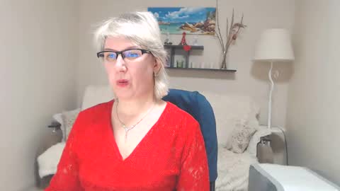 Leila Kinky online show from February 18, 1:55 pm