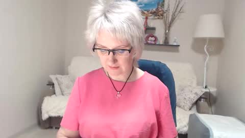 Leila Kinky online show from February 20, 6:26 am