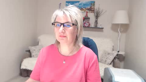 Leila Kinky online show from April 27, 4:10 am
