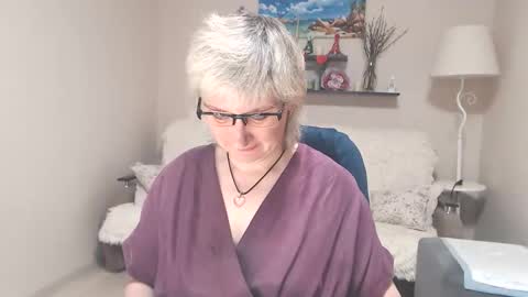Snapshot of leilamays chatting on May 31, 4:09 am Leila Kinky online show from May 31, 4:09 am