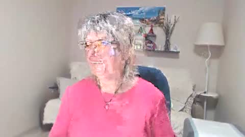 Snapshot of leilamays chatting on July 7, 6:47 am Leila Kinky online show from July 7, 6:47 am