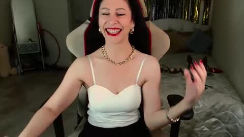 Snapshot of leilamurray chatting on March 28, 9:31 am leilamurray online show from March 28, 9:31 am