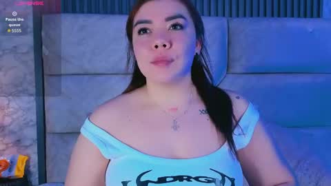 leilapons online show from July 4, 5:52 pm