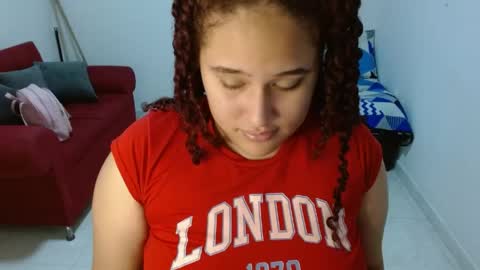 leilaprettysex online show from April 21, 12:33 pm