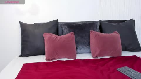 Leily online show from March 11, 6:25 pm