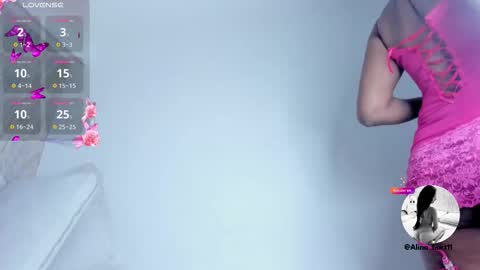 Leimy Brown online show from March 14, 11:59 am