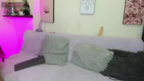 lele_699 online show from May 3, 8:59 pm