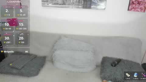 lele_699 online show from July 30, 12:42 am