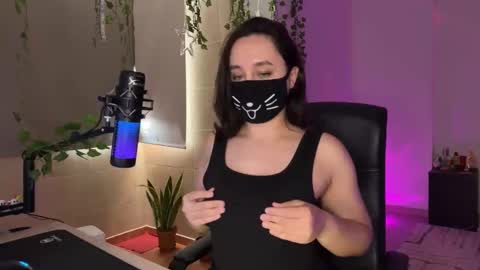 Lemi online show from December 4, 2:37 pm