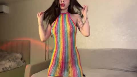 2 shy lemons 1 peach online show from December 3, 1:57 am