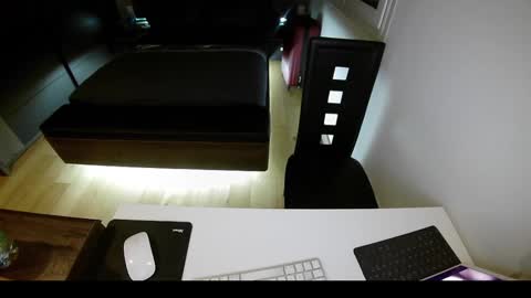 Snapshot of lemouth006 chatting on March 8, 9:06 am Ange online show from March 8, 9:06 am