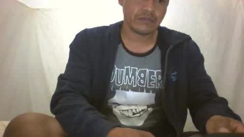 Snapshot of len0n_ chatting on September 21, 4:47 am Lenon online show from September 21, 4:47 am