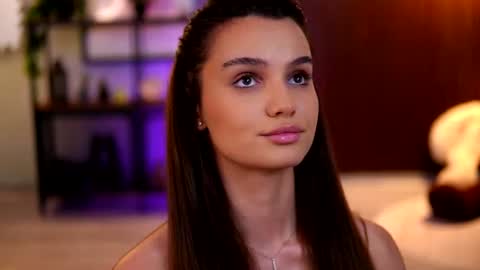 Snapshot of lena_laurent chatting on June 27, 12:22 pm Lena Laurent online show from June 27, 12:22 pm