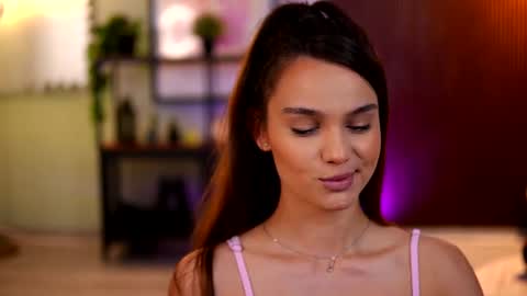Snapshot of lena_laurent chatting on July 19, 9:35 am Lena Laurent online show from July 19, 9:35 am