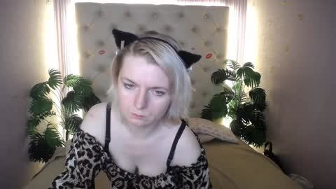 Lena online show from January 16, 8:43 am