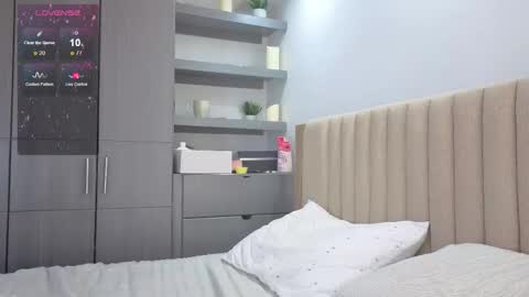 Lena online show from October 8, 7:44 pm