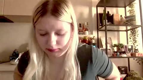 Lena online show from March 19, 6:39 am