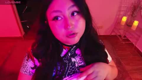 Lenna Kang online show from September 14, 9:25 pm