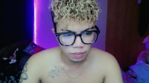 Snapshot of lenawet_0520 chatting on June 13, 3:32 pm lena online show from June 13, 3:32 pm