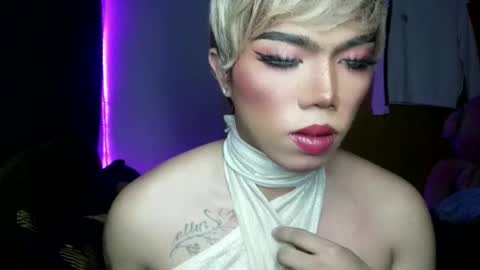 Snapshot of lenawet_0520 chatting on June 14, 11:18 pm lena online show from June 14, 11:18 pm