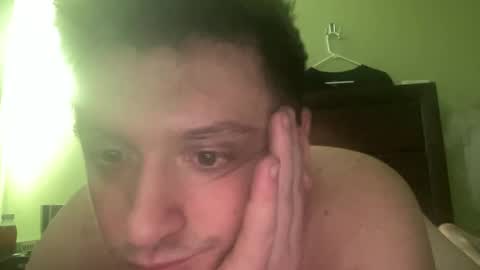 Snapshot of lennyhenny2024 chatting on February 20, 2:57 pm lenny online show from February 20, 2:57 pm