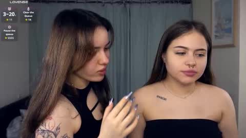 Snapshot of lenoimacyt chatting on November 19, 5:07 am Hey hey our name is Mia Elfy Lovense is active time to play PVT IS OPEN online show from November 19, 5:07 am