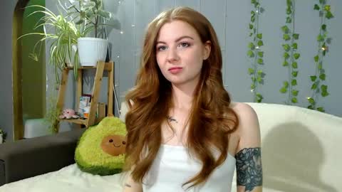 Snapshot of leo_and_lori chatting on April 19, 10:34 pm Leo and Lori online show from April 19, 10:34 pm