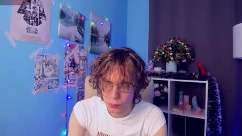 Leo online show from December 1, 1:38 pm