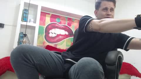 Yesid online show from February 7, 2:58 pm