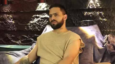 Leo  Diaz online show from November 11, 11:49 pm