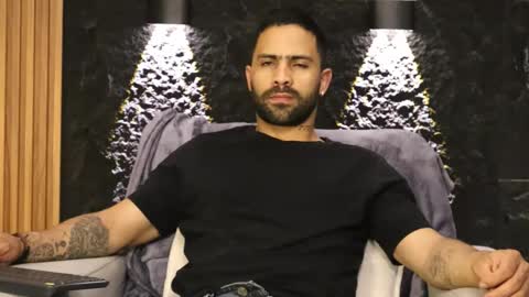 Leo  Diaz online show from January 10, 3:19 am