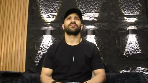 Leo  Diaz online show from April 28, 11:21 pm