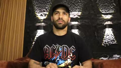 Snapshot of leo_diaz01 chatting on May 19, 1:56 am Leo Diaz online show from May 19, 1:56 am