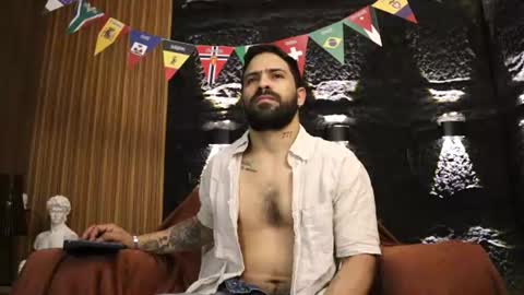 Snapshot of leo_diaz01 chatting on June 23, 1:47 am Leo Diaz online show from June 23, 1:47 am